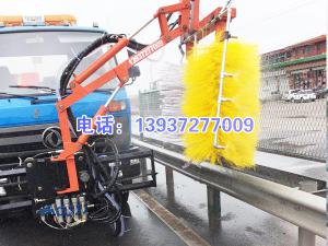 防眩網(wǎng)清洗車